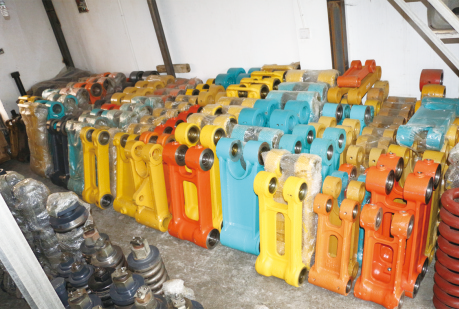 挖掘机类、装载机类、···